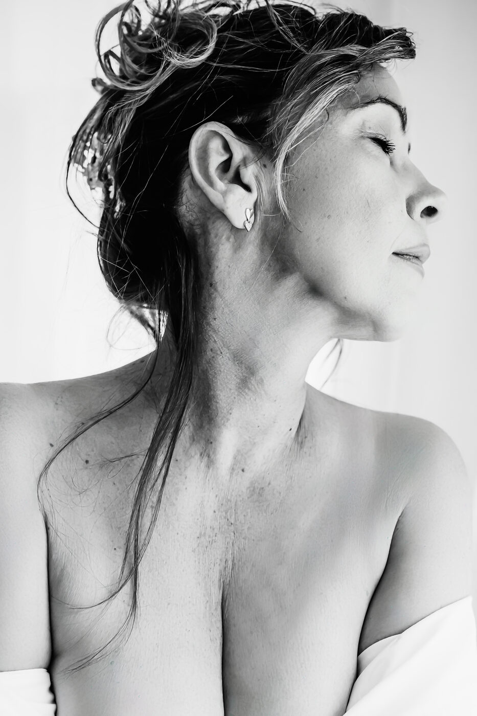 Newwomanshooting
